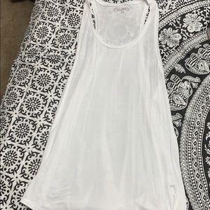 Flowy Tank